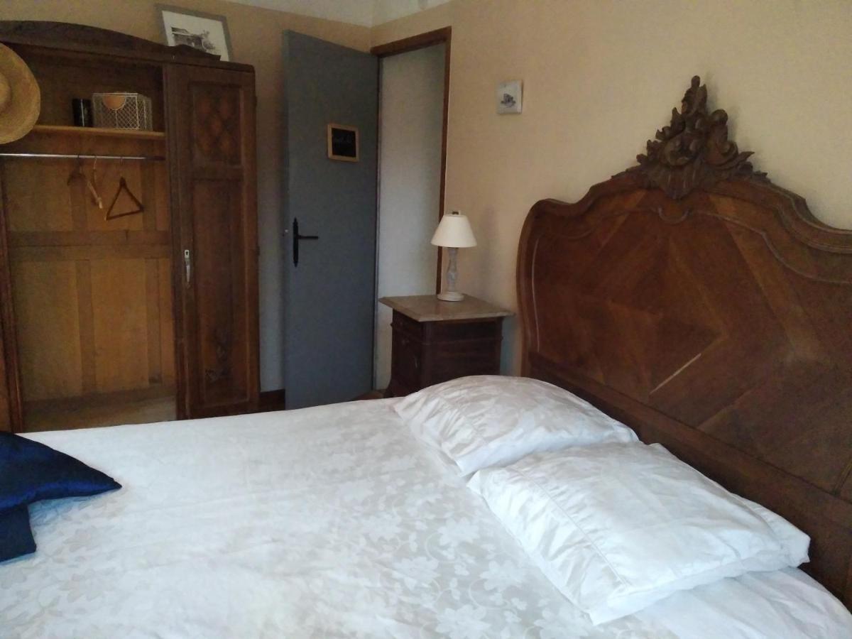 Le Mesnil-Amey Qui Vivra Verra Bed & Breakfast エクステリア 写真