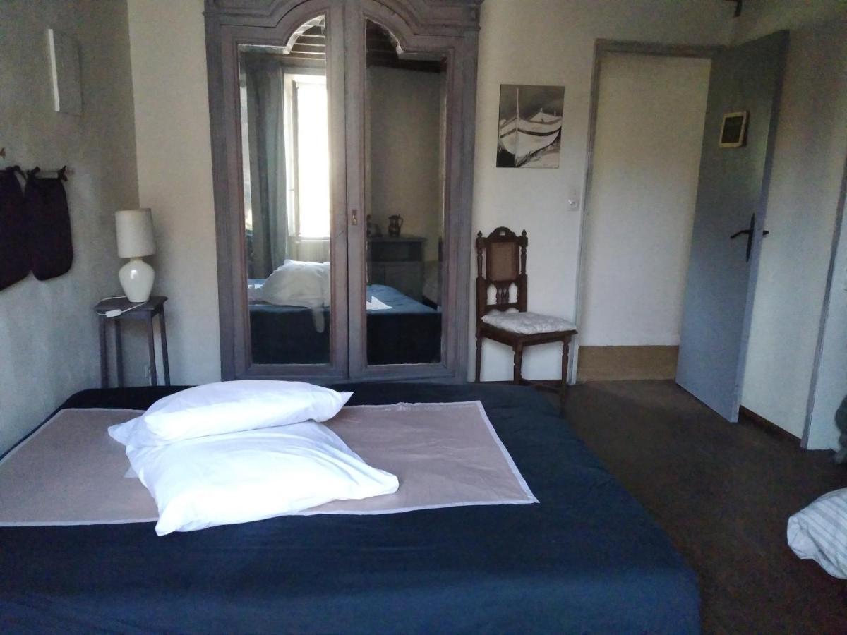 Le Mesnil-Amey Qui Vivra Verra Bed & Breakfast エクステリア 写真